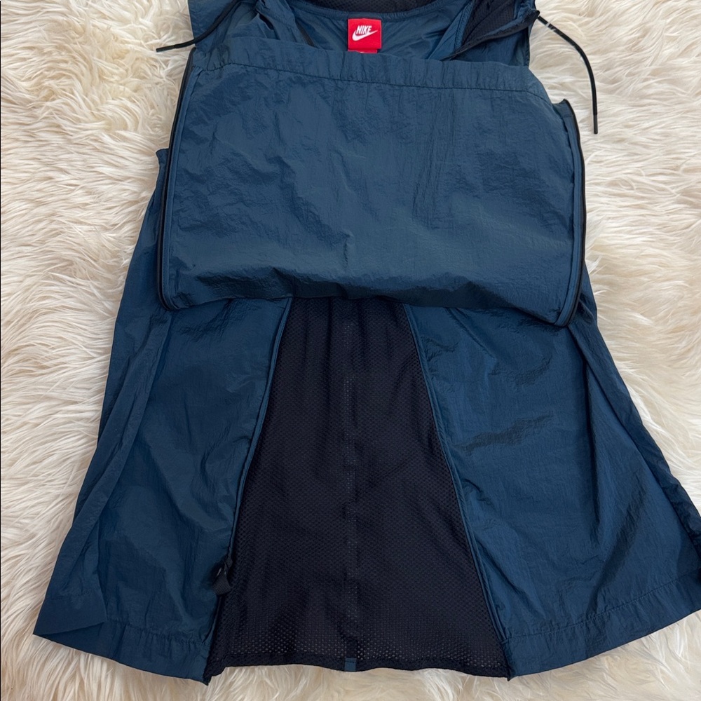 Nike Blue rain Hooded Vest XS size new - Picture 3 of 5